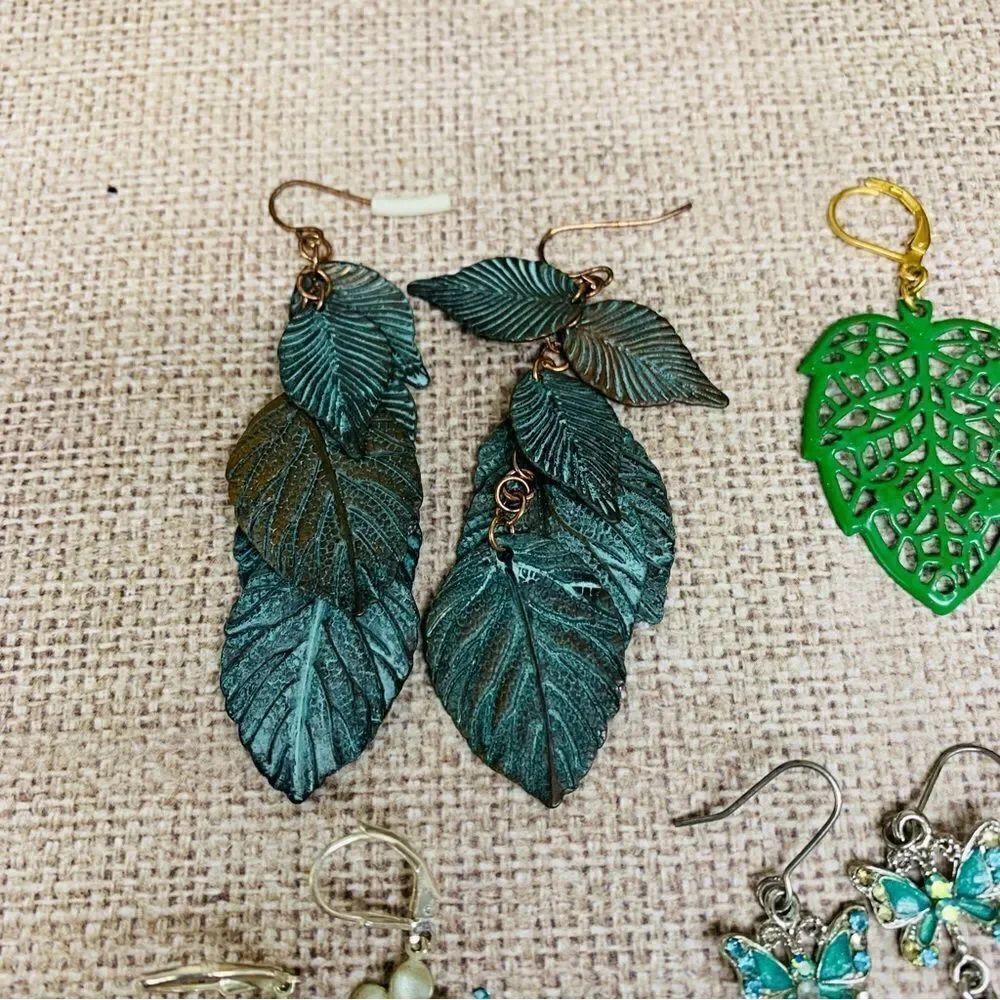 Earring Bundle - Picture 2 of 6